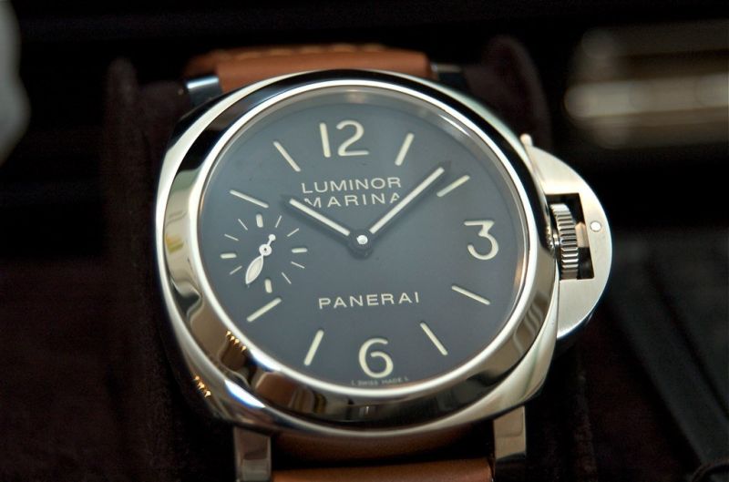 Panerai watch listing