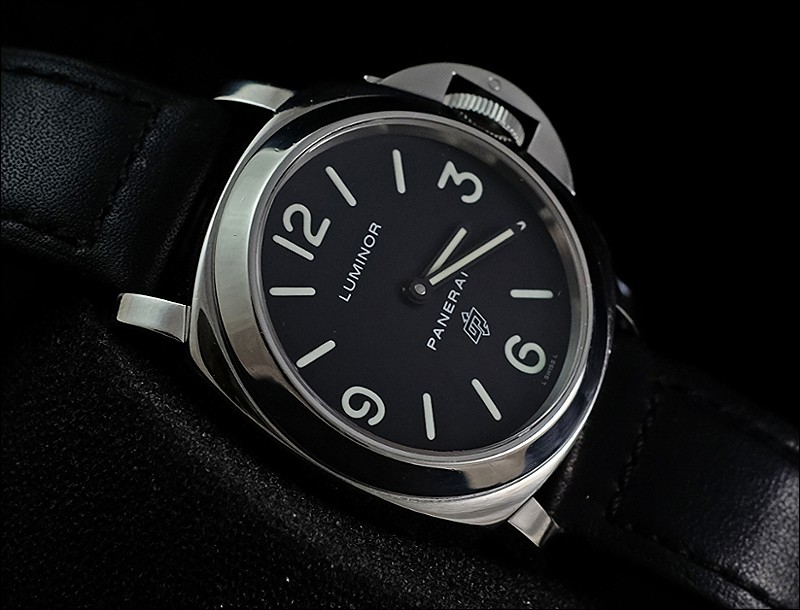 Panerai watch listing
