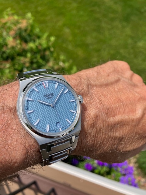 CZAPEK watch listing