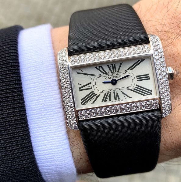 Cartier watch listing