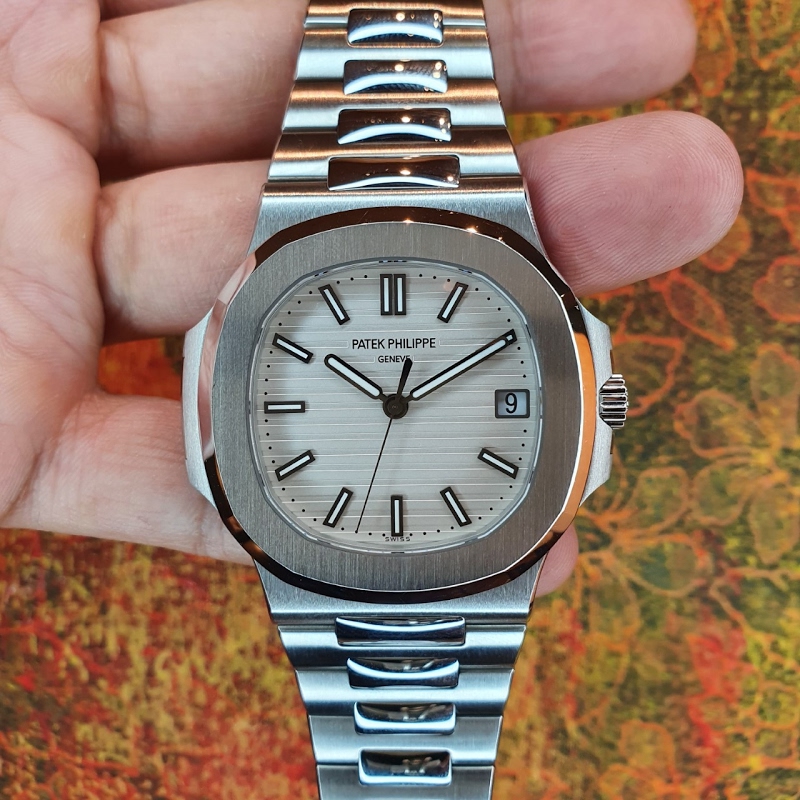 Patek Philippe watch listing