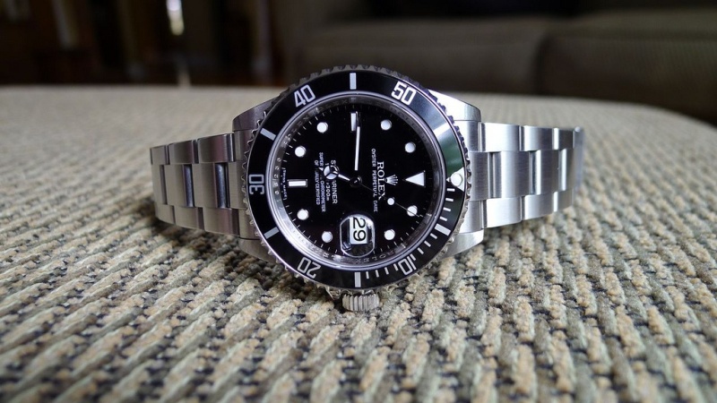 Rolex watch listing