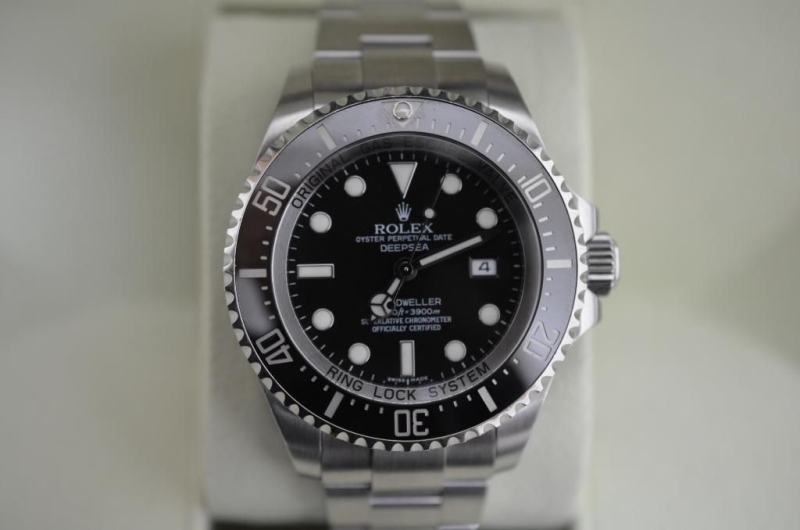 Rolex watch listing
