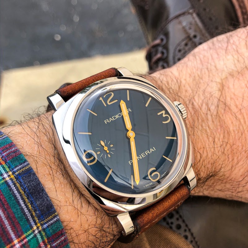Panerai watch listing