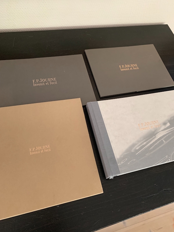 Accessories watch listing