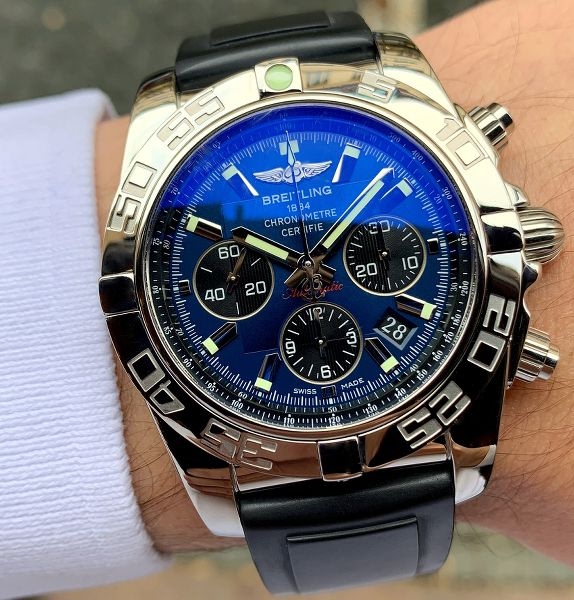 Breitling watch listing