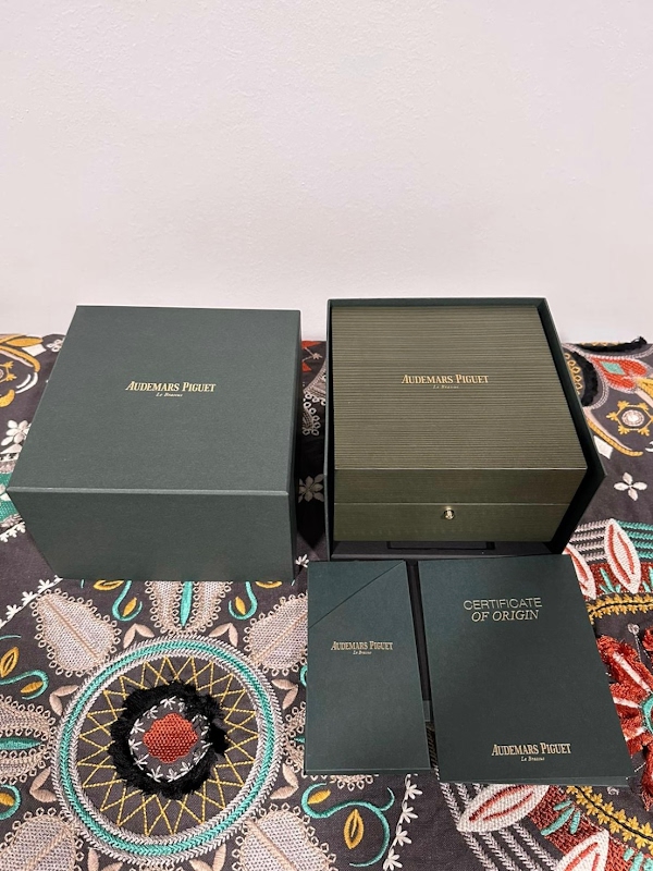 Audemars Piguet watch listing