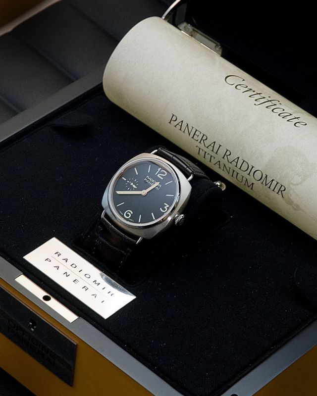 Panerai watch listing