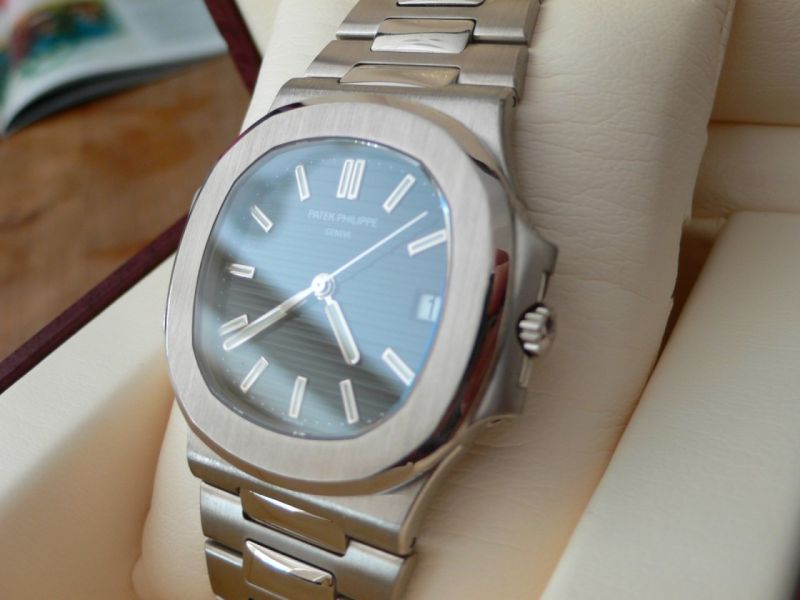 Patek Philippe watch listing