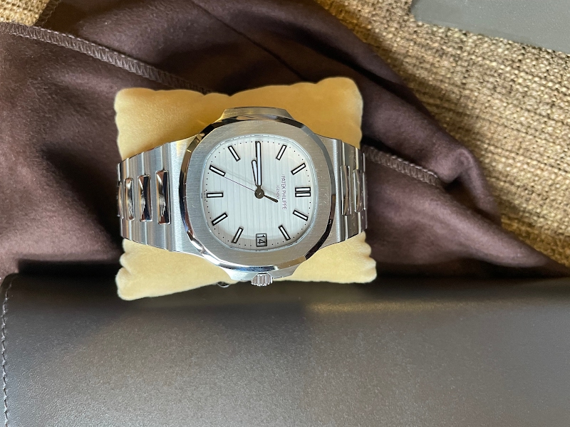 Patek Philippe watch listing