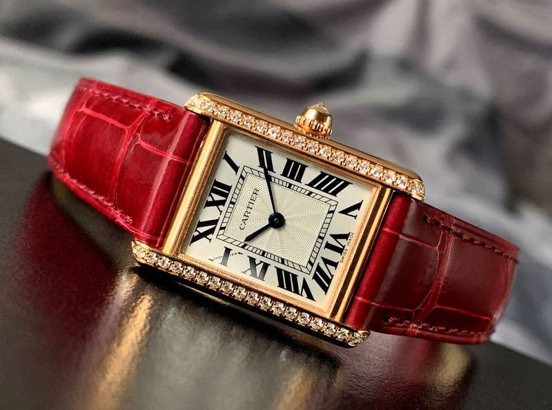 Cartier watch listing
