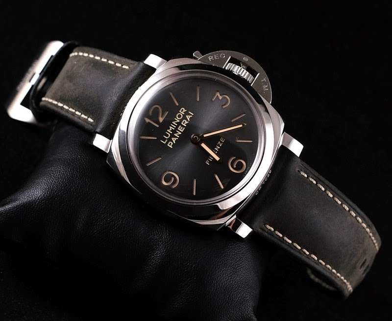 Panerai watch listing