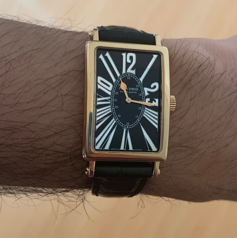 Roger Dubuis watch listing