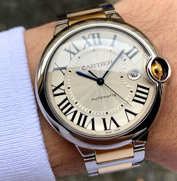 Cartier watch listing