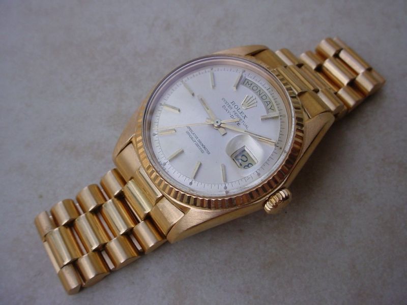 Rolex watch listing