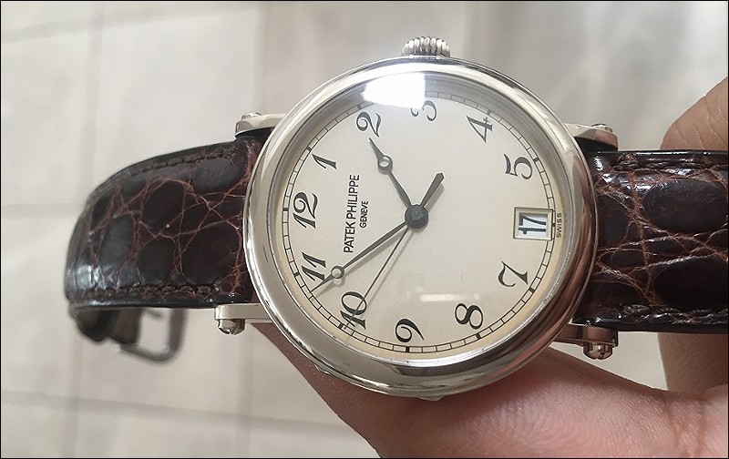 Patek Philippe watch listing