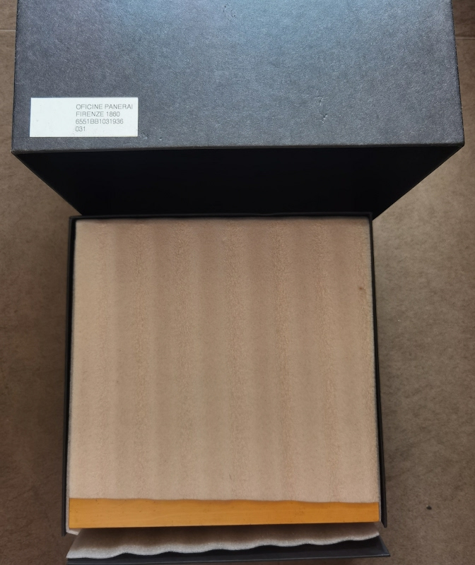 Panerai watch listing