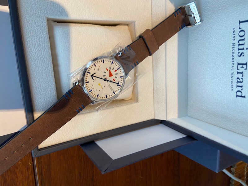 Louis Erard watch listing