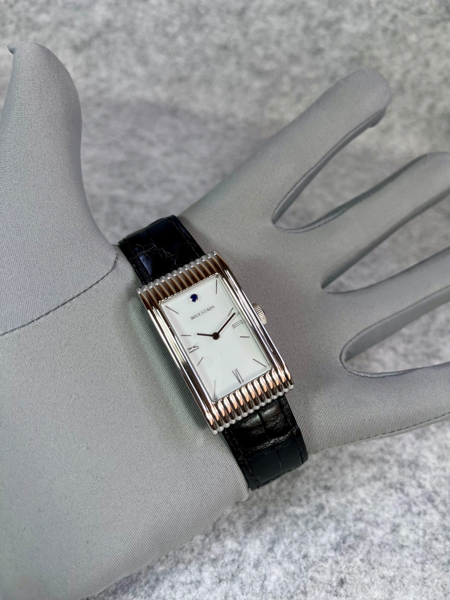 Boucheron watch listing