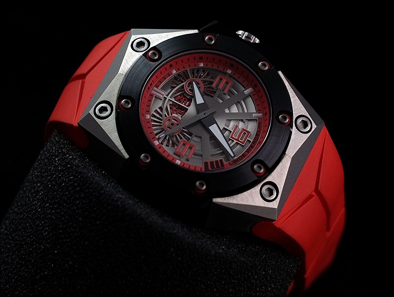 Linde Werdelin watch listing