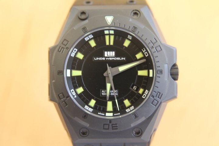 Linde Werdelin watch listing