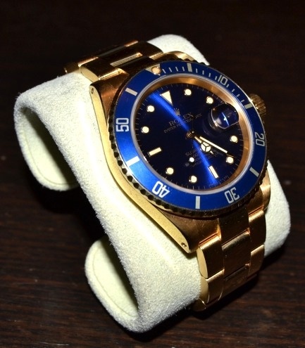 Rolex watch listing