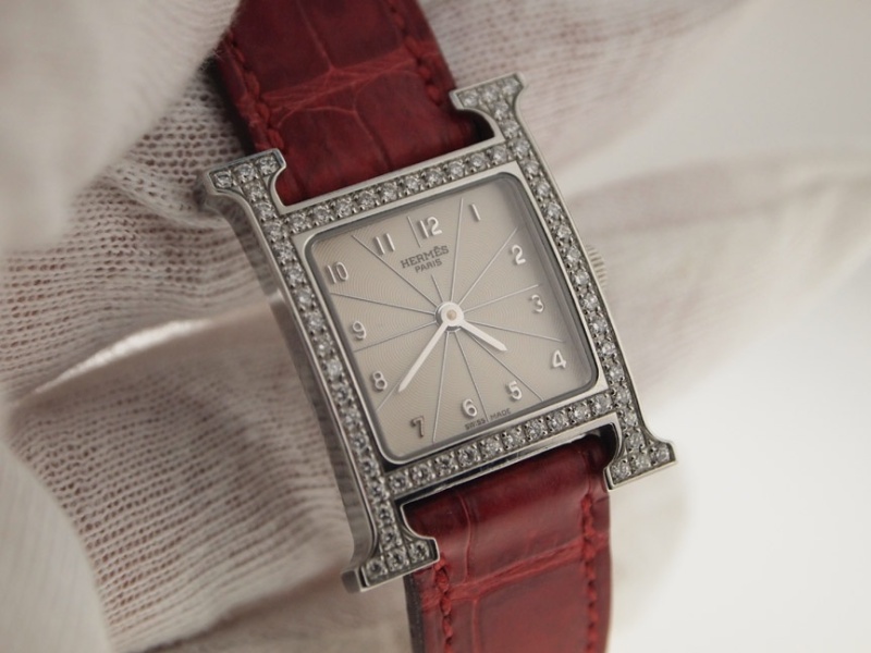 Hermes watch listing