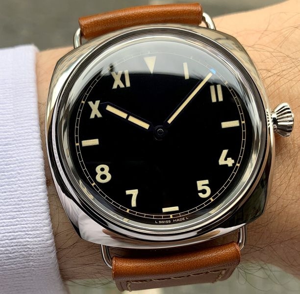 Panerai watch listing