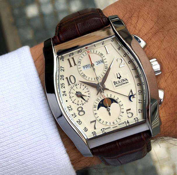 Bulova watch listing