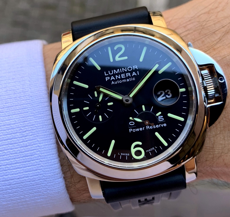 Panerai watch listing