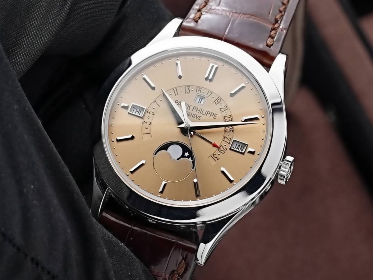 Patek Philippe watch listing