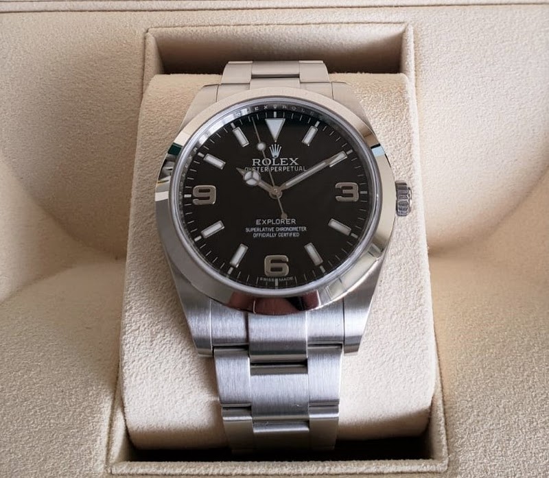 Rolex watch listing