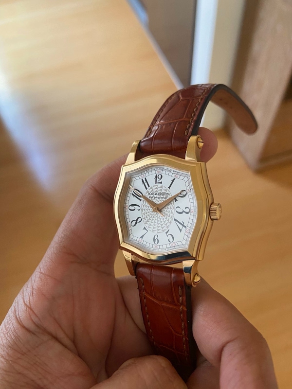 Roger Dubuis watch listing