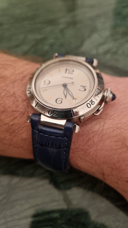 Cartier watch listing