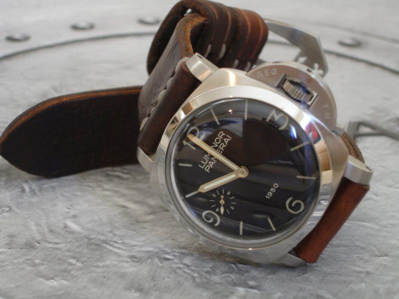 Panerai watch listing