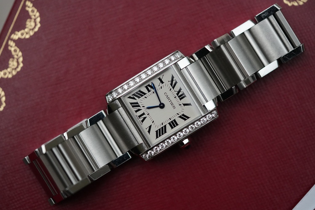 Cartier watch listing