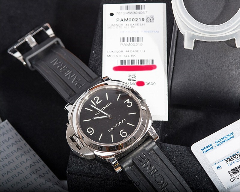 Panerai watch listing