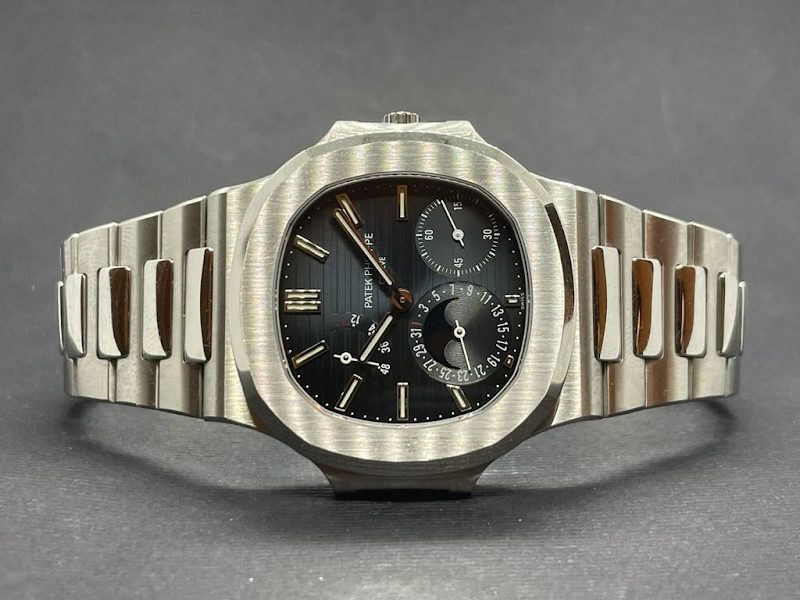 Patek Philippe watch listing