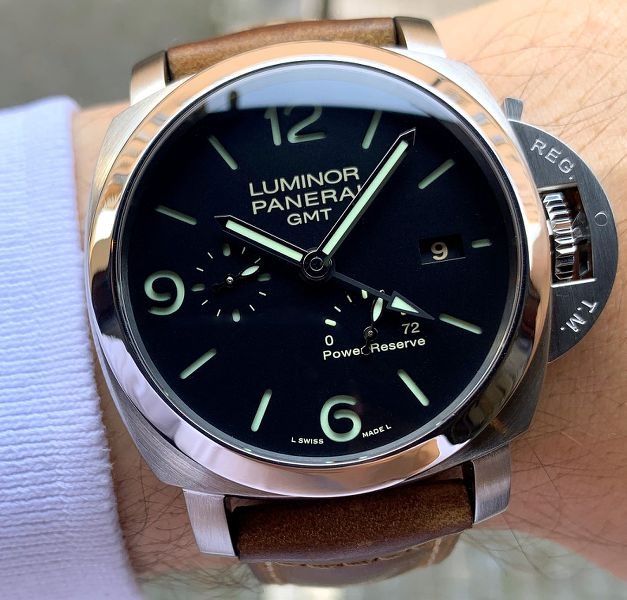Panerai watch listing