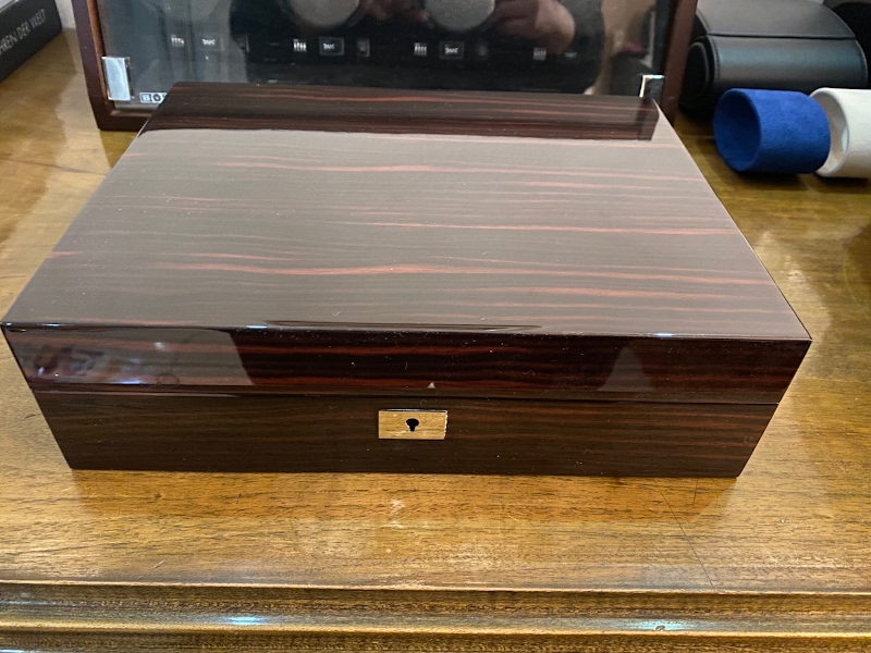 Buben & Zorweg watch listing