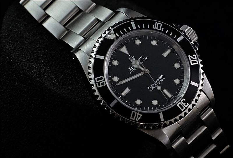 Rolex watch listing