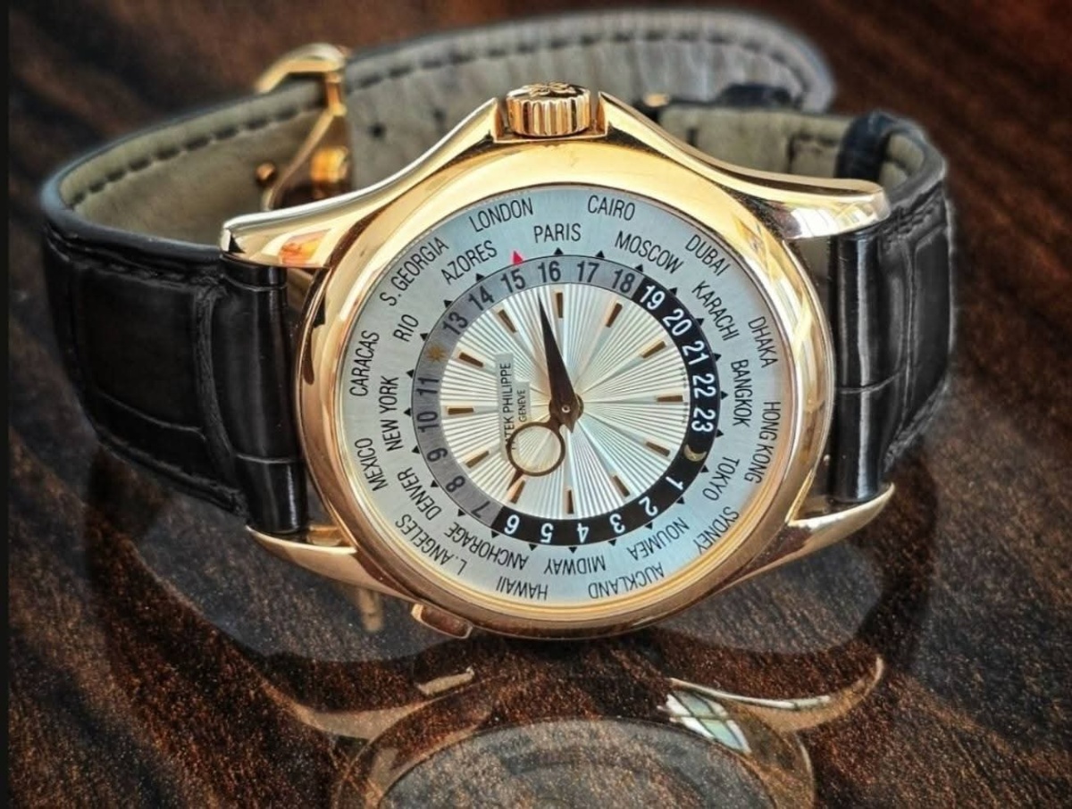 Patek Philippe watch listing