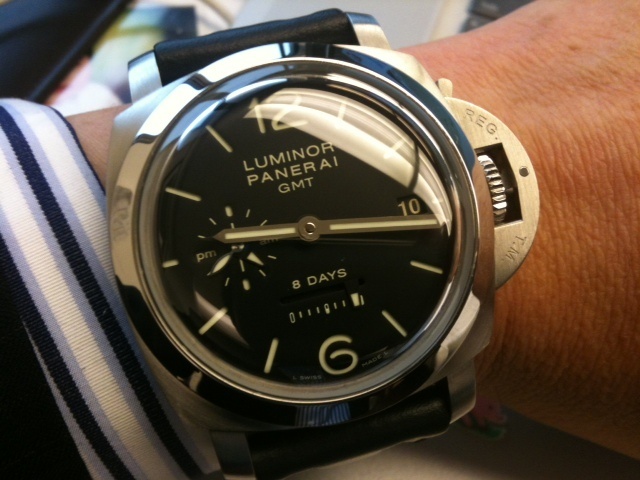 Panerai watch listing
