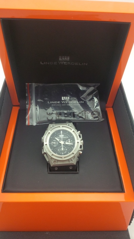 Linde Werdelin watch listing