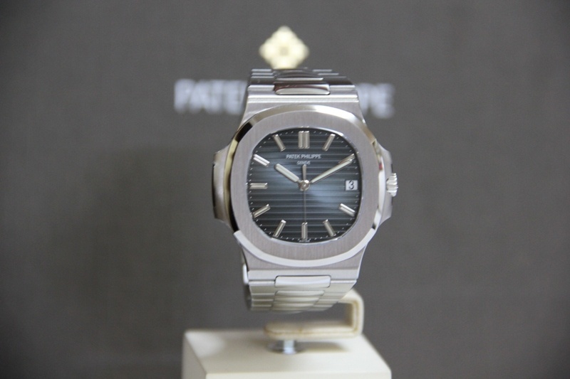 Patek Philippe watch listing