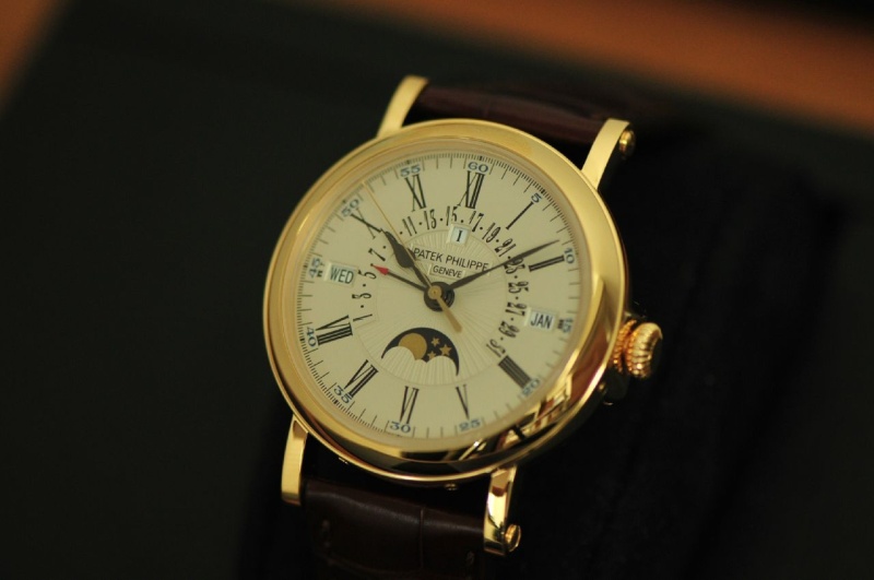 Patek Philippe watch listing