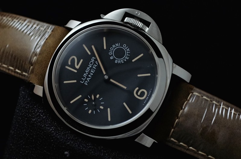 Panerai watch listing