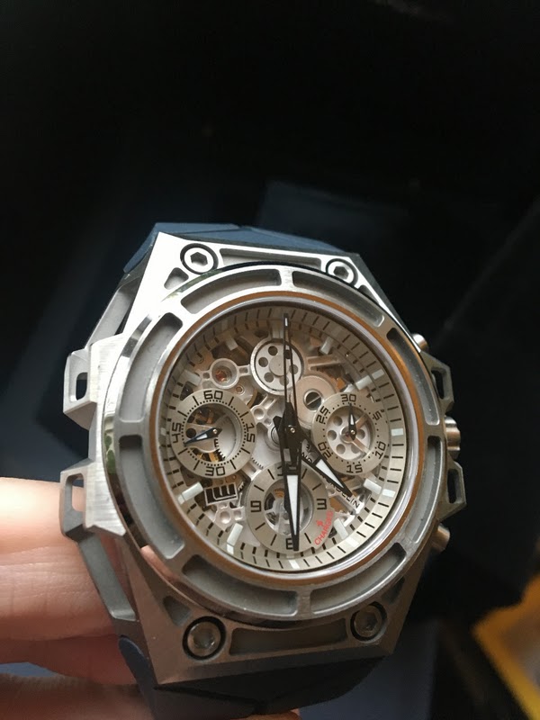 Linde Werdelin watch listing