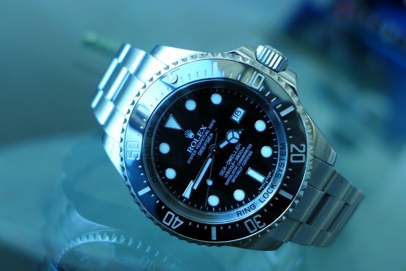Rolex watch listing