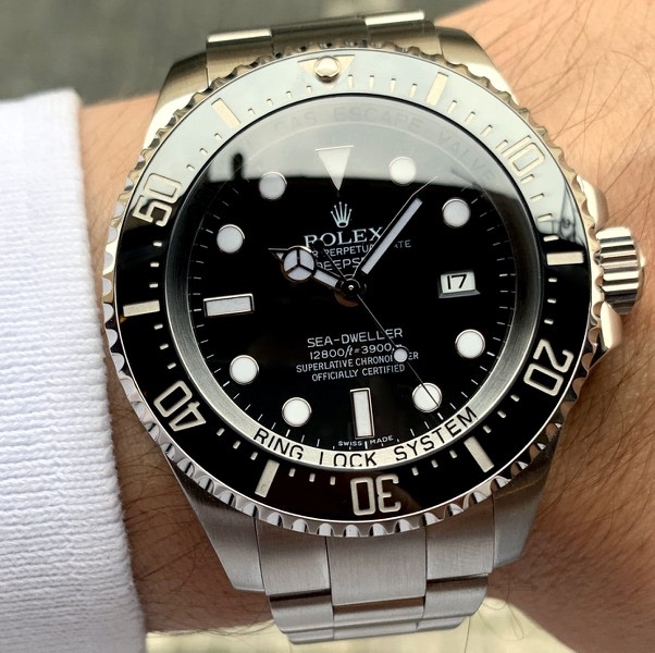 Rolex watch listing